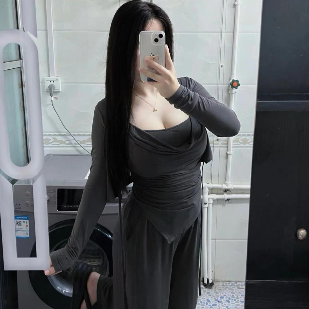 七七💬
