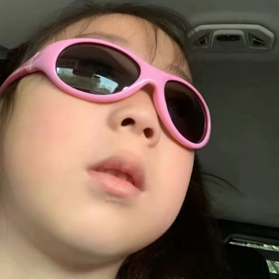 能不能只夸我可爱