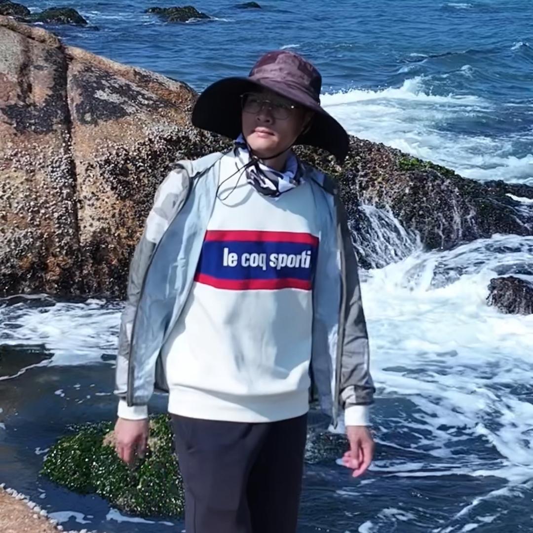双月湾恒子哥