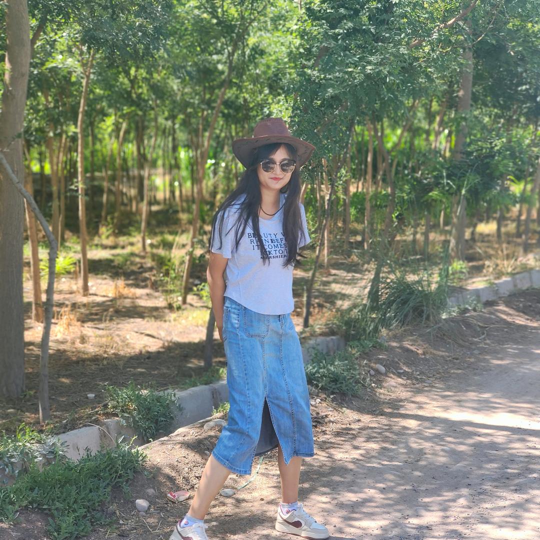 94年的黑妹