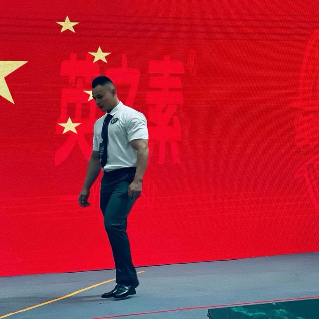 爱撸铁的h先生🏋🏻🏋🏻