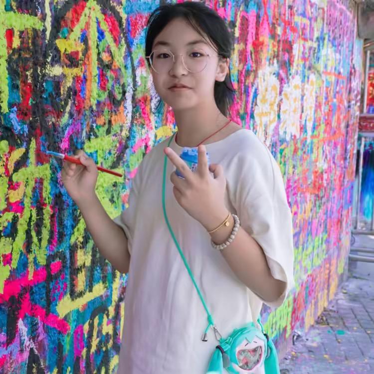 欧阳家欣灵