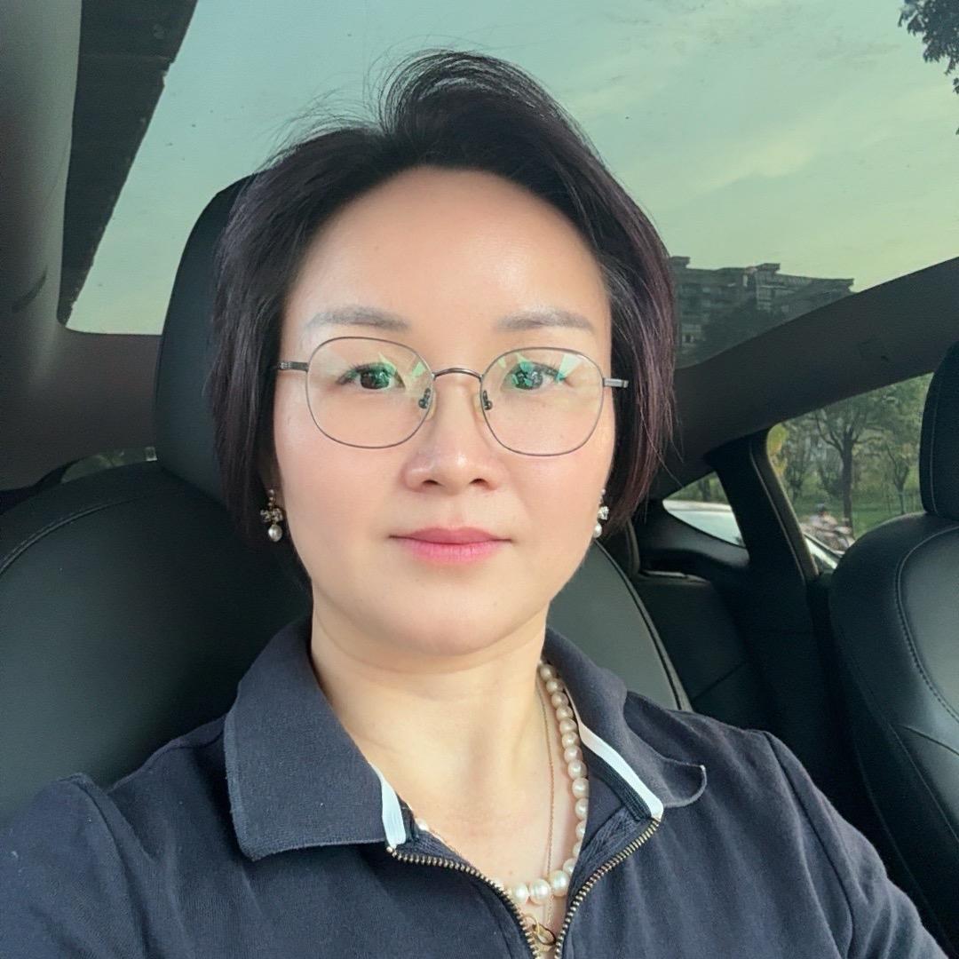 赐成服饰linda聊外贸
