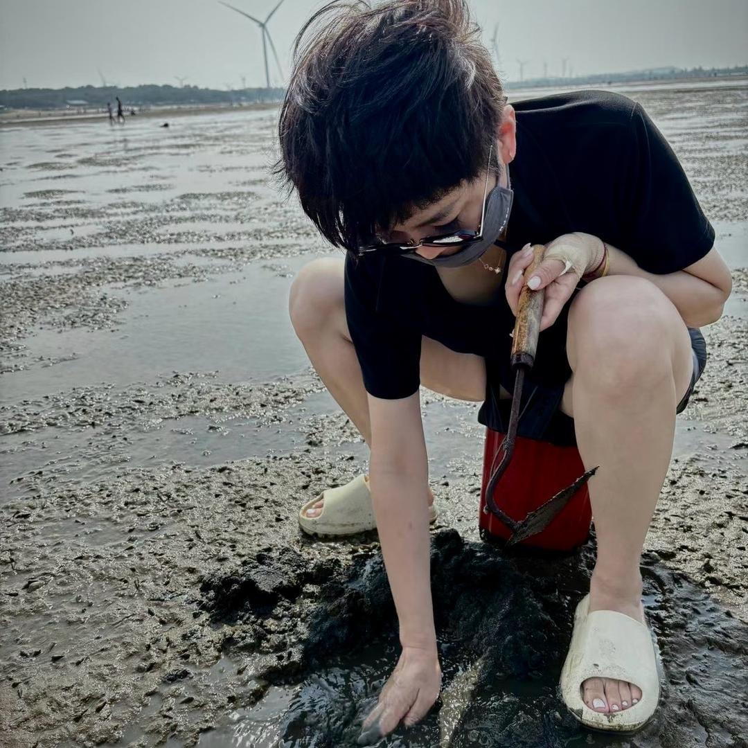 黎明学校对面大宝笨串