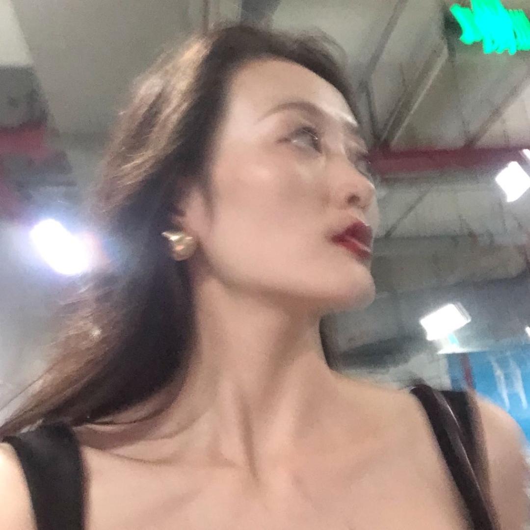 金金金子啊
