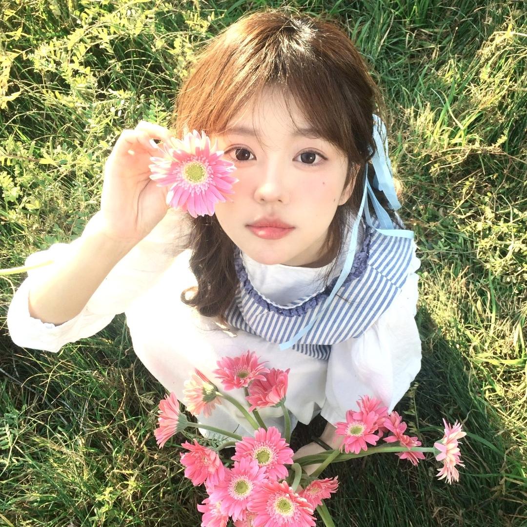 小陈腿长两米八