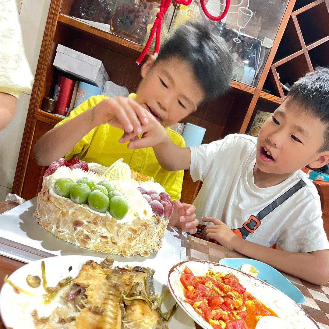 蓝博精灵（郑斌）