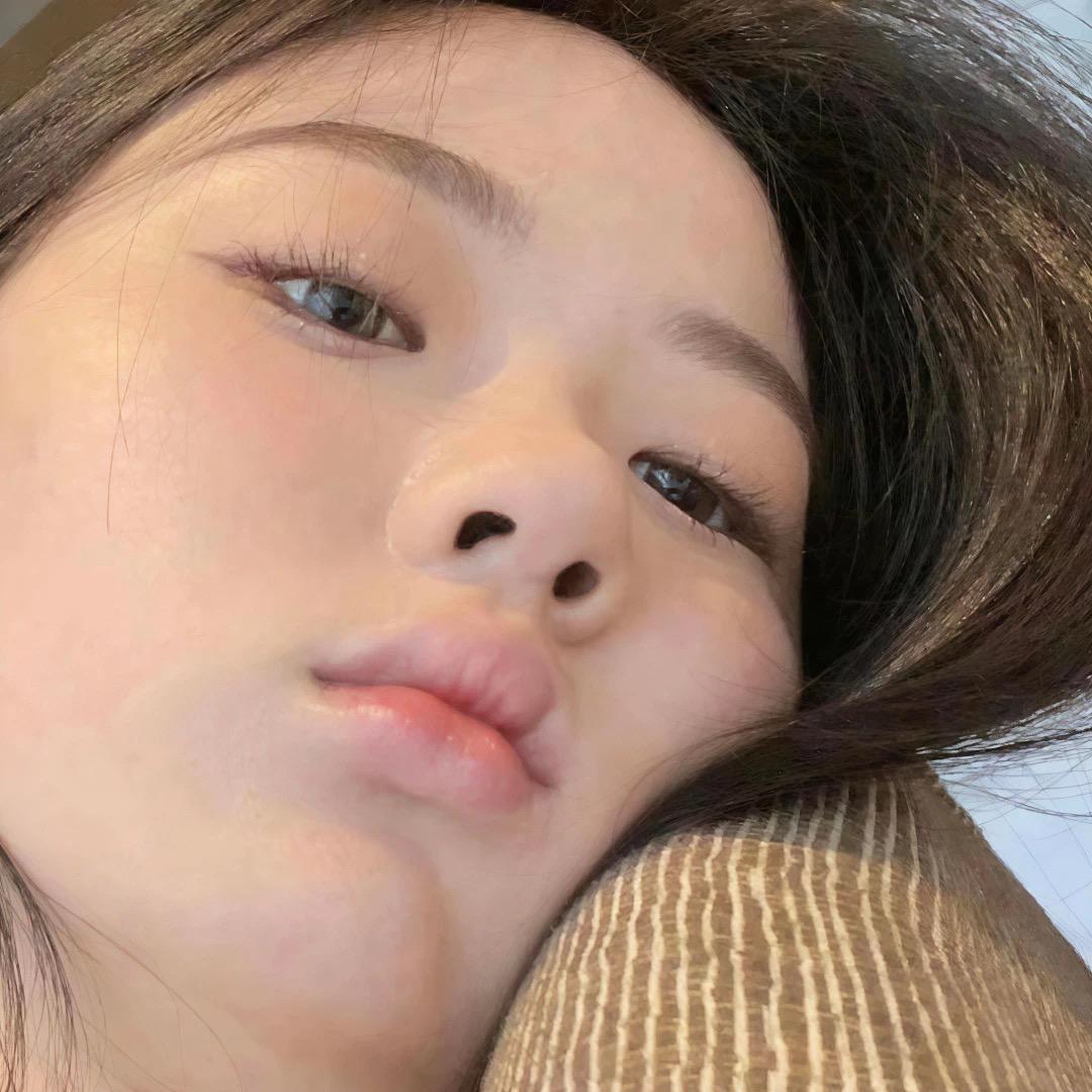 卡卡吃面筋