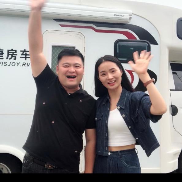 杨哥小慧房车记