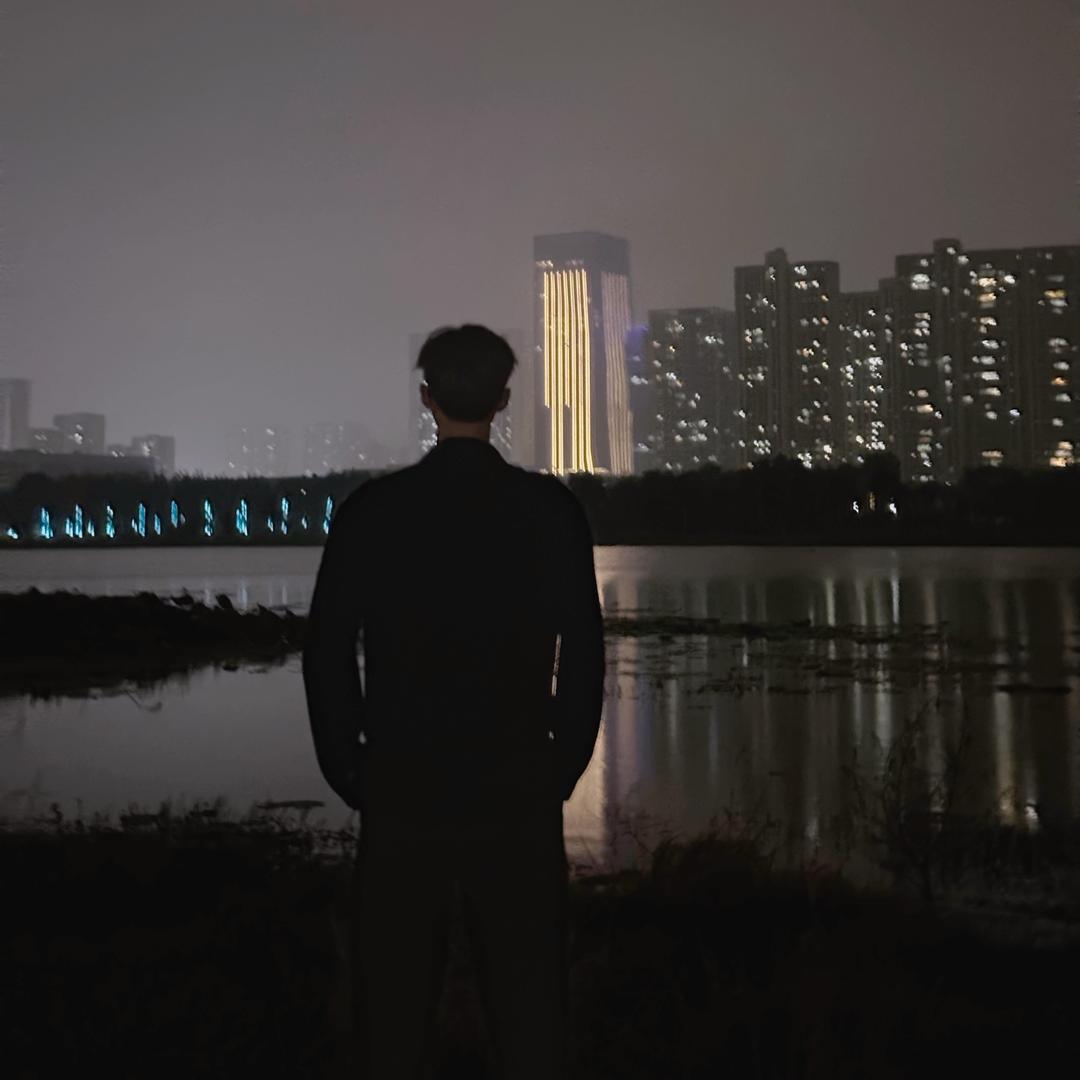 爱喝生椰拿铁