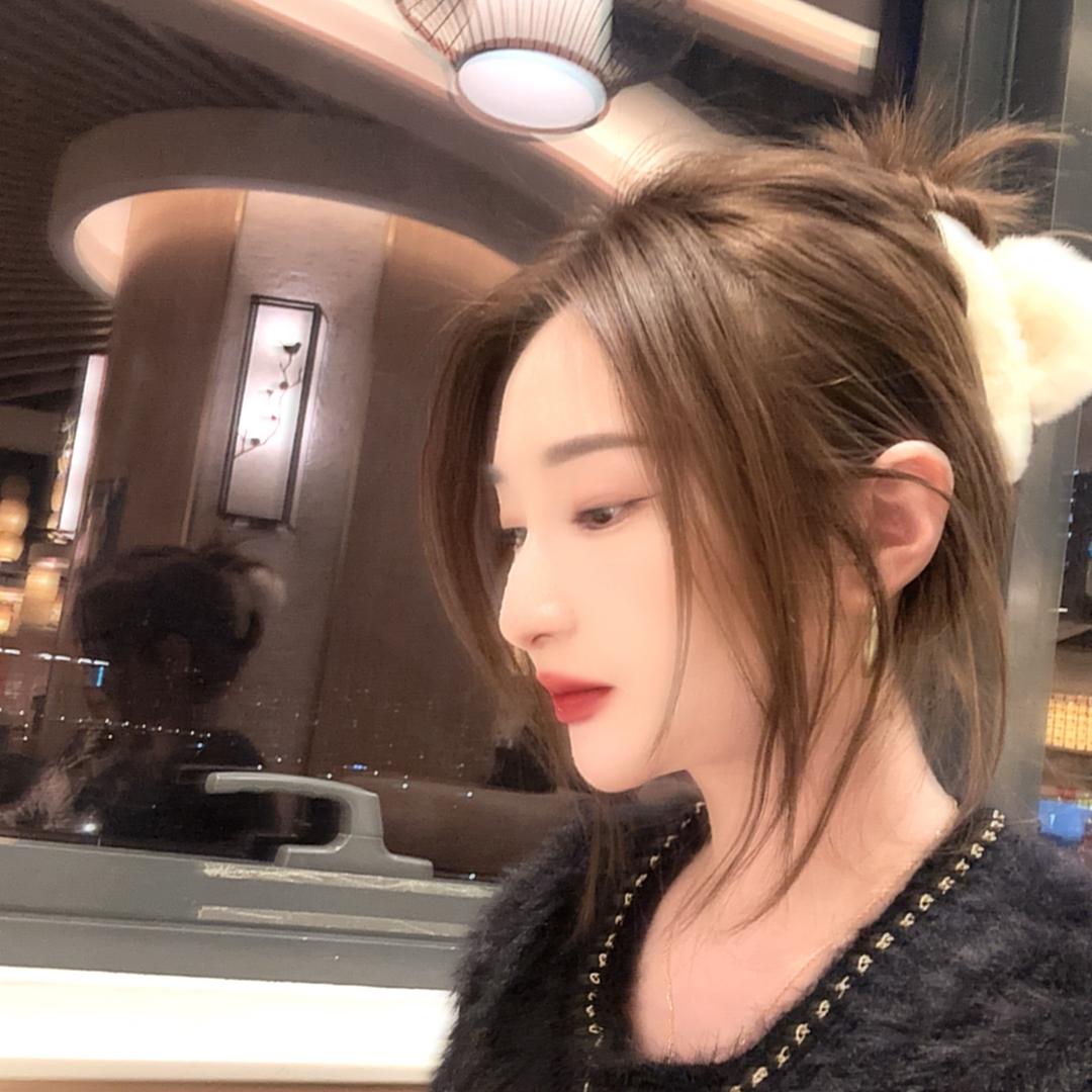 北鼻咕噜噜