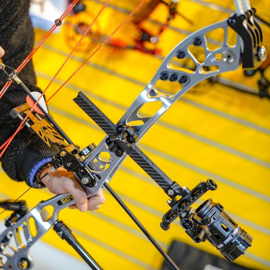 無弓猛禽射艺文化装备店