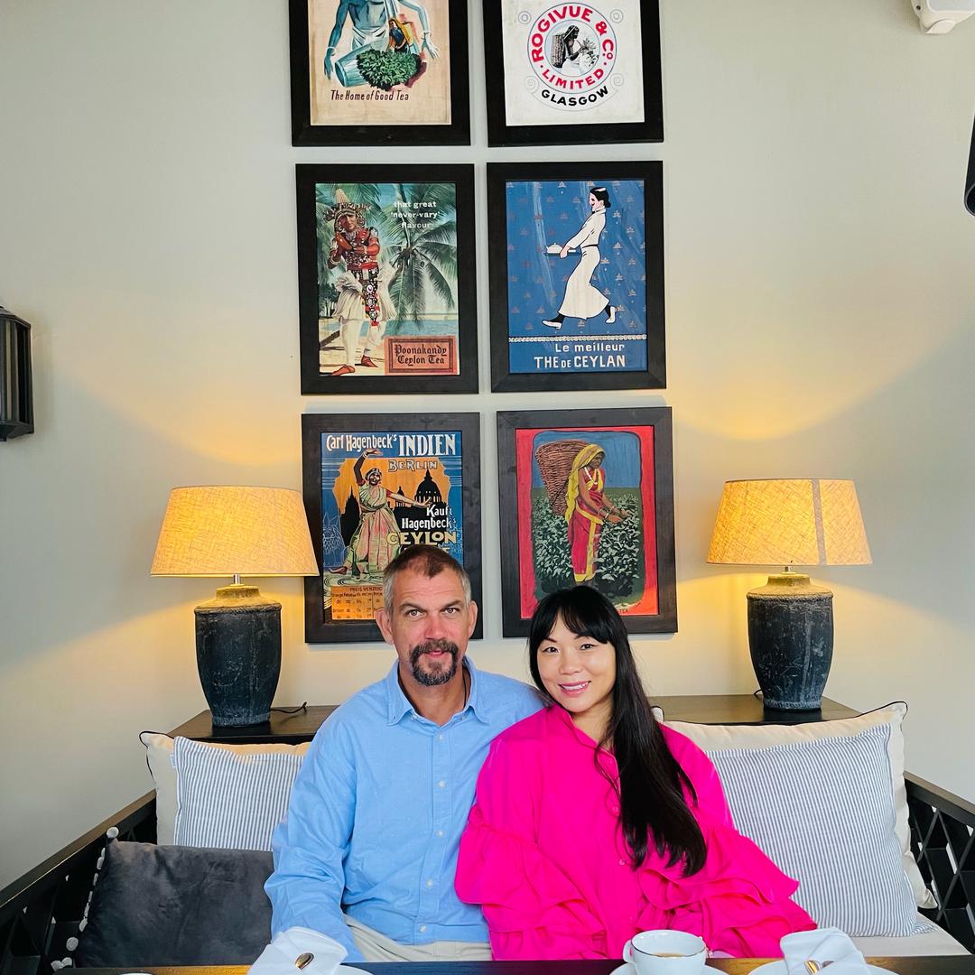 中英夫妇在斯里兰卡/满地金