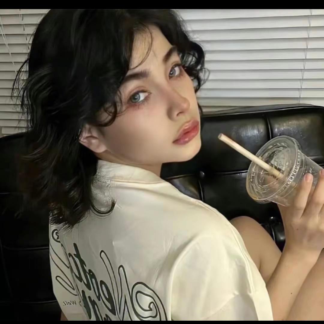 .  . Q  🍕