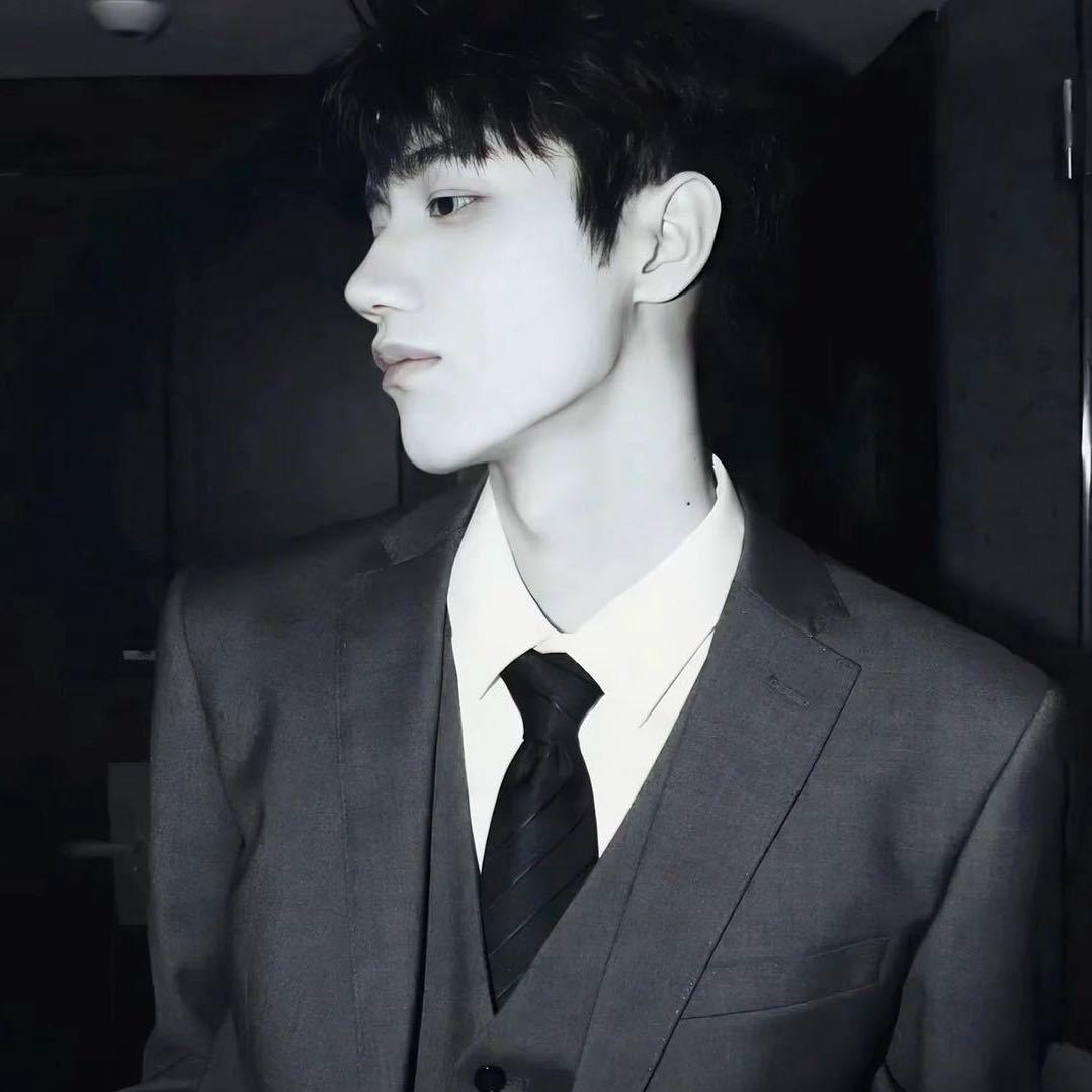 张靖宇
