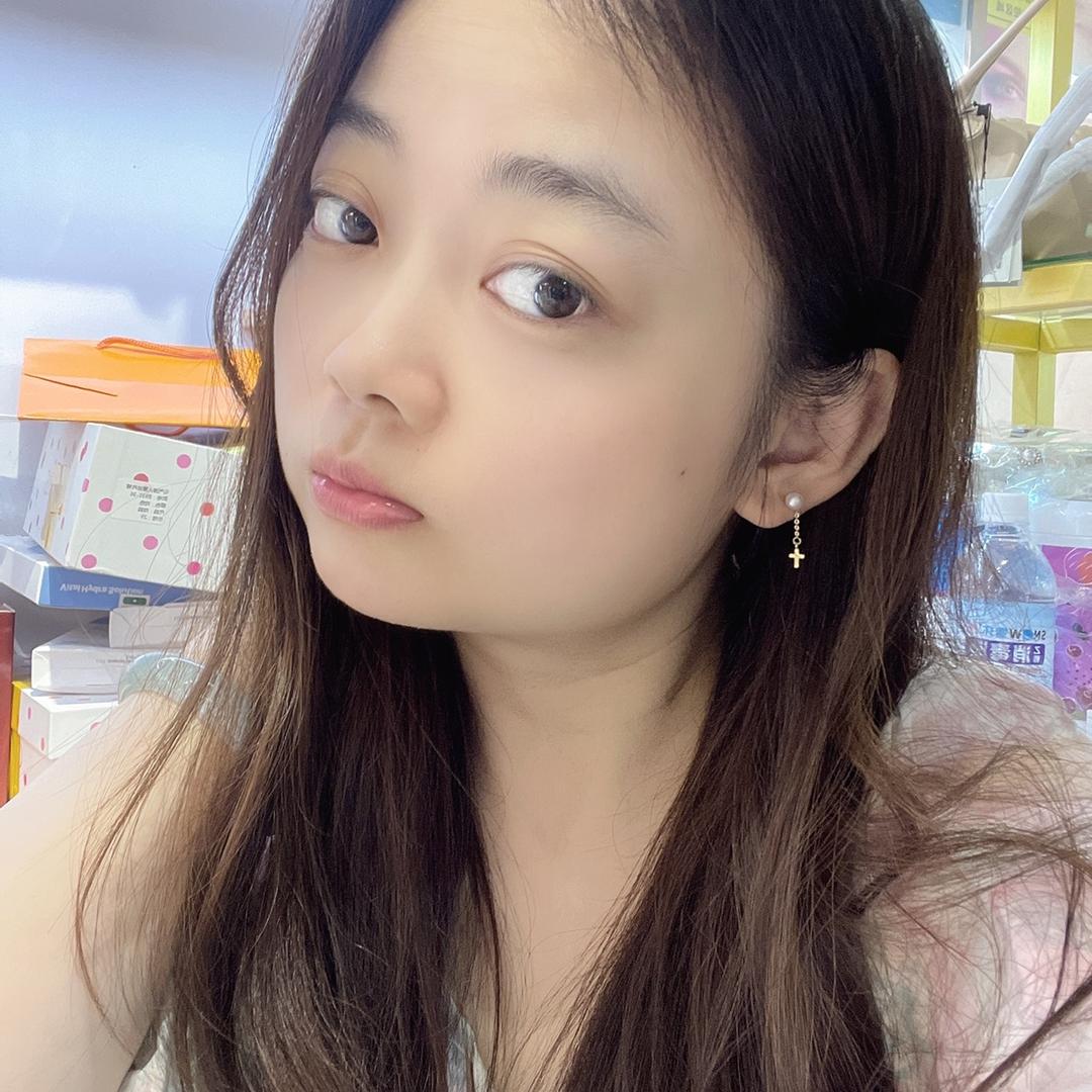Xi‿ion_gᥫᩣ 格格