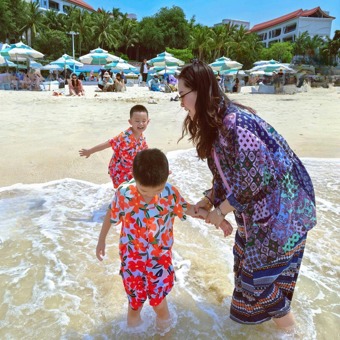 潘潘🐬乌兰浩特手机贴膜（网红全包膜）