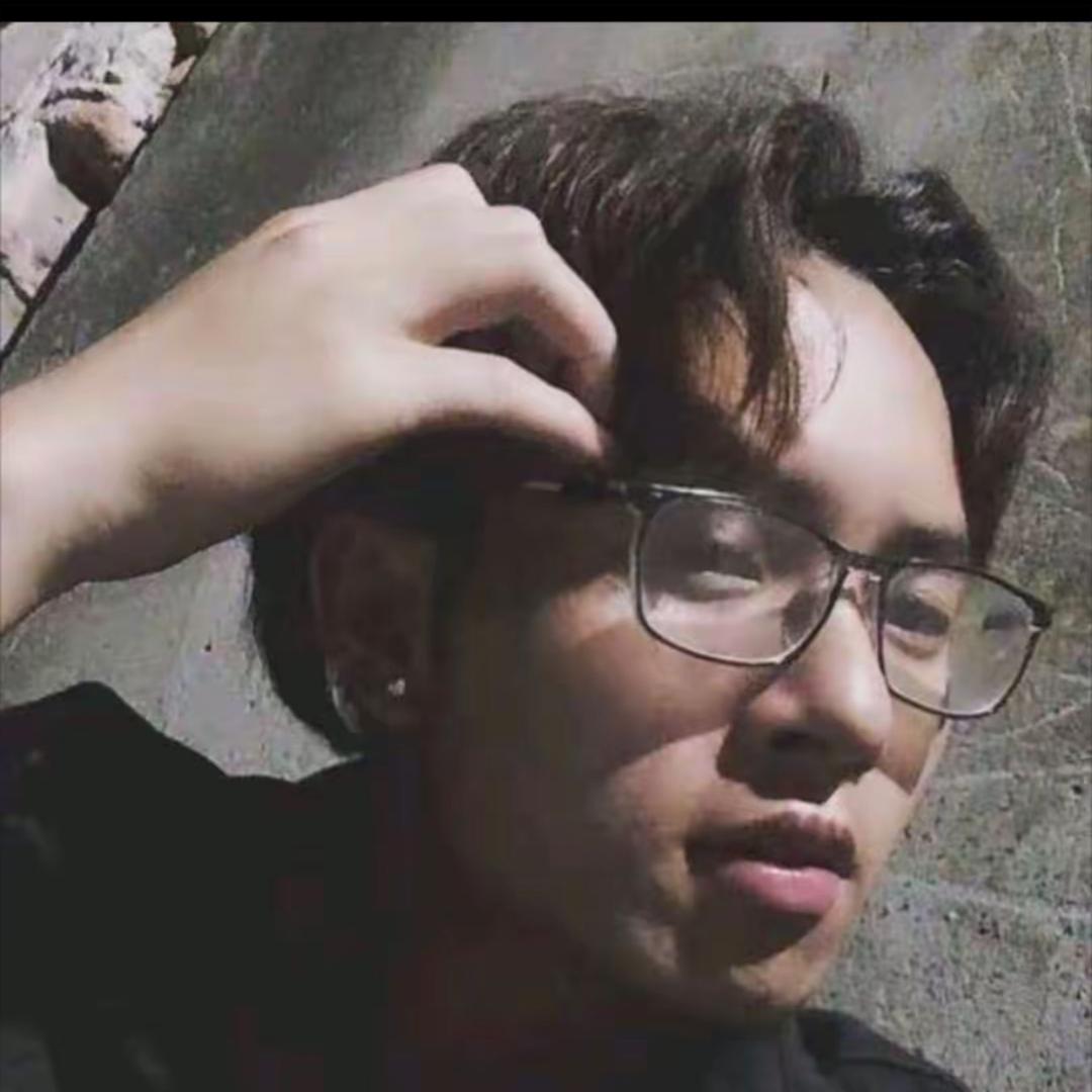 捏一个橘