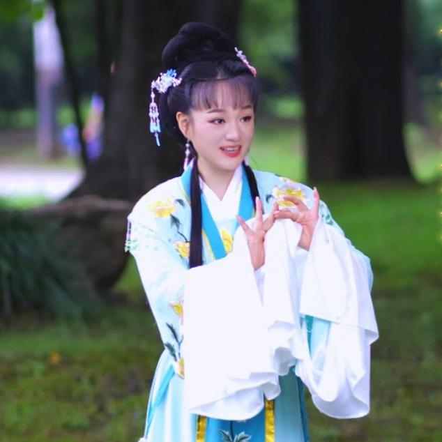 黄梅戏欧阳盼丽