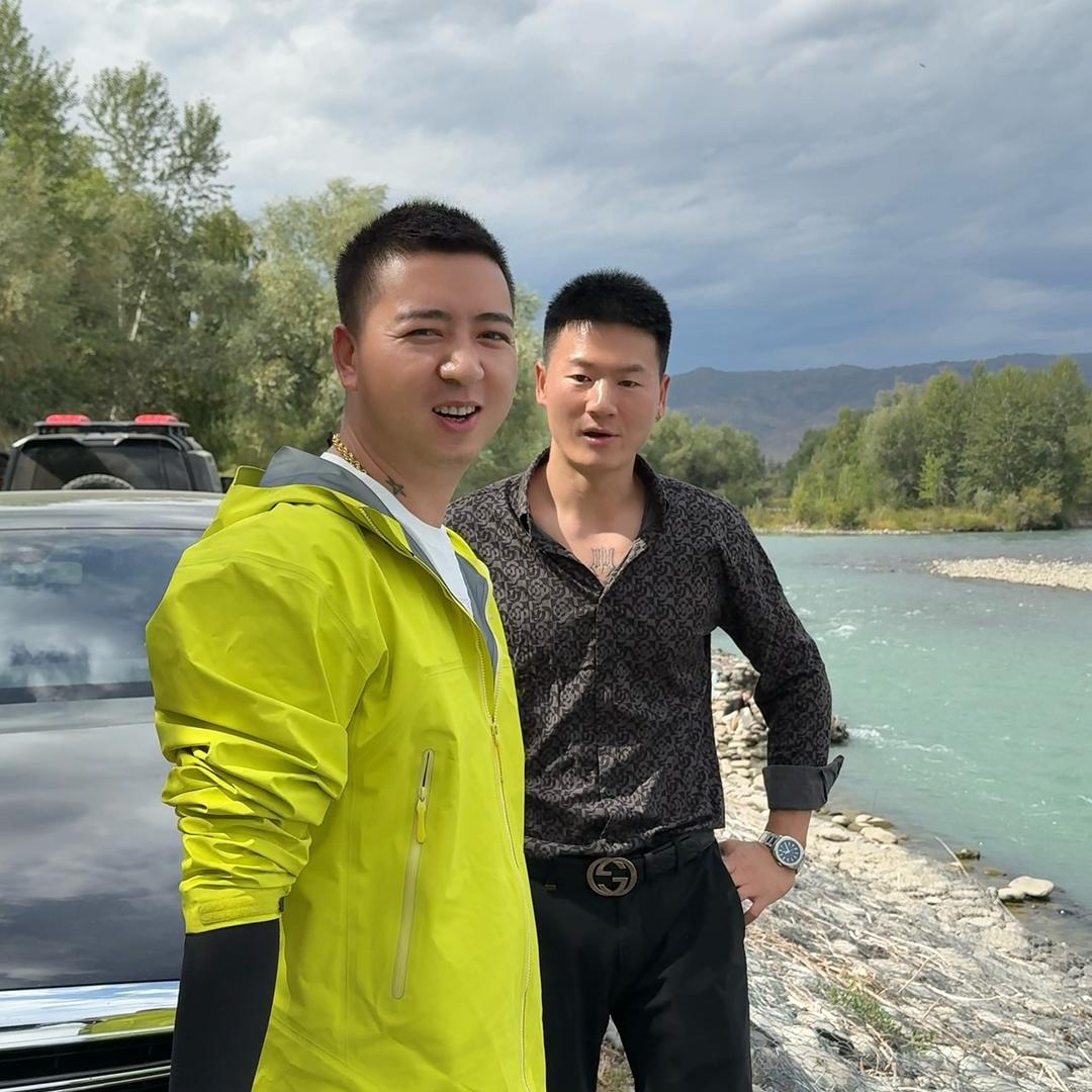 李总（鑫莹荣医药有限公司）