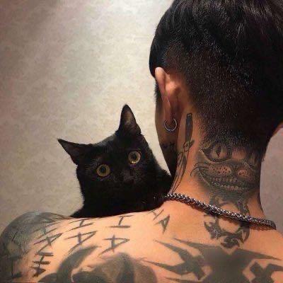 无人扶我凌云志🇨🇳