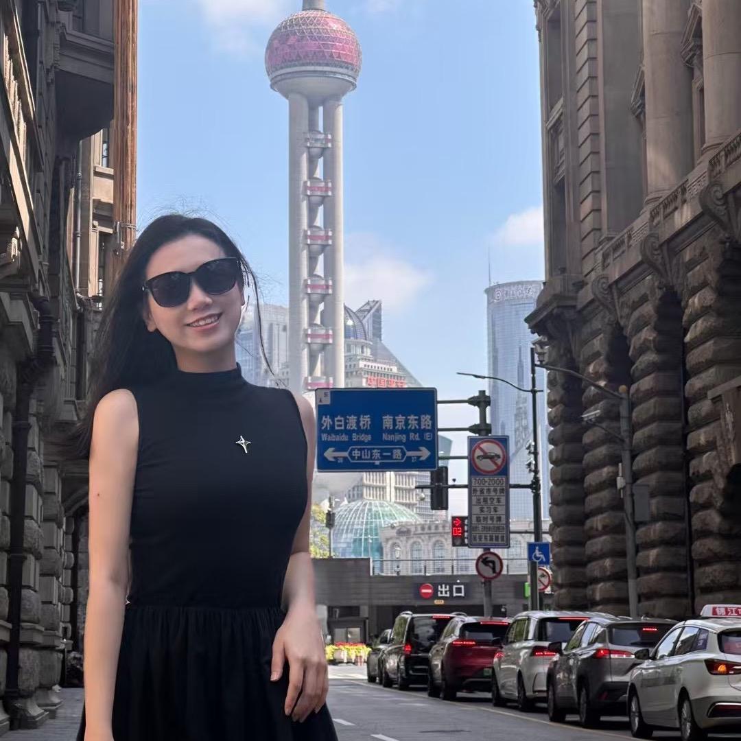 在上下杭开餐厅的小叶