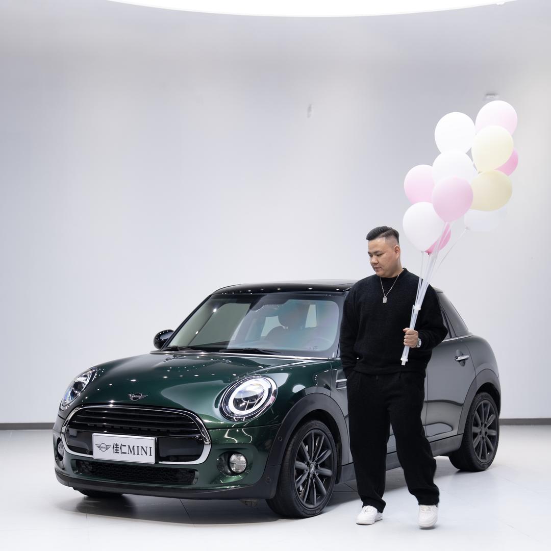 芜湖小程哥迷你二手车