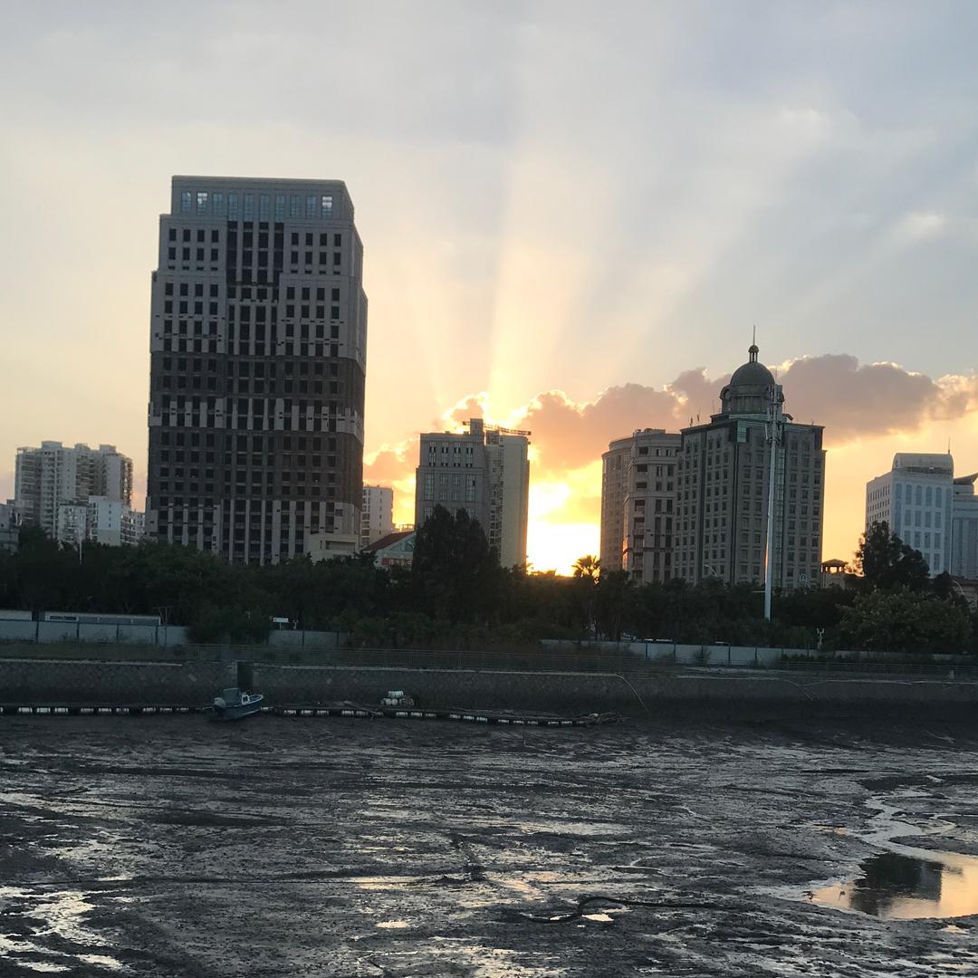 天涯沦落人