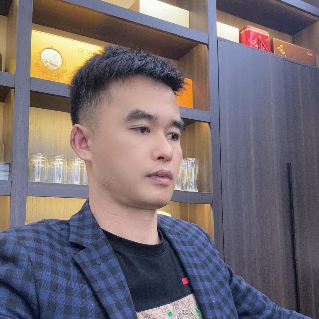 立哥聊码牌