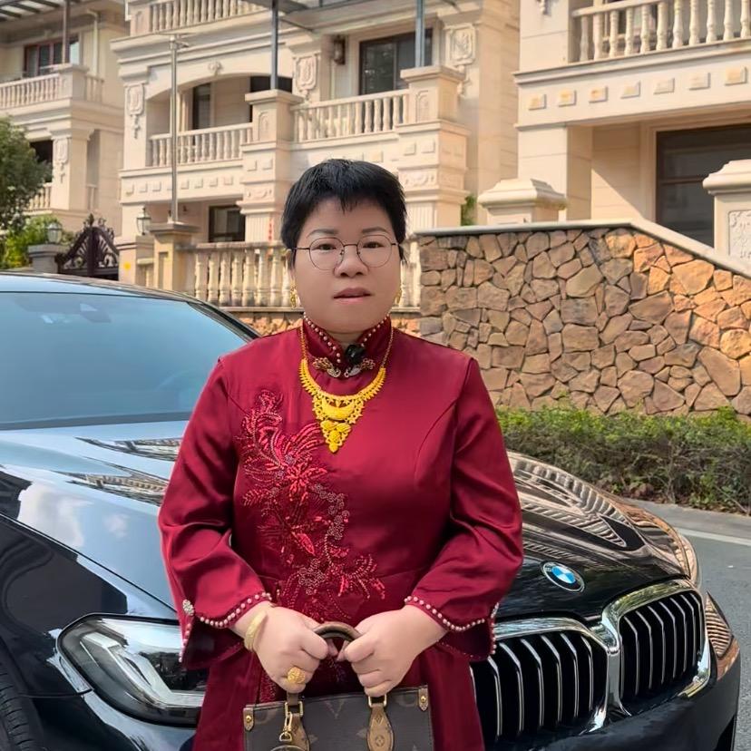 霞姐（教育机构）