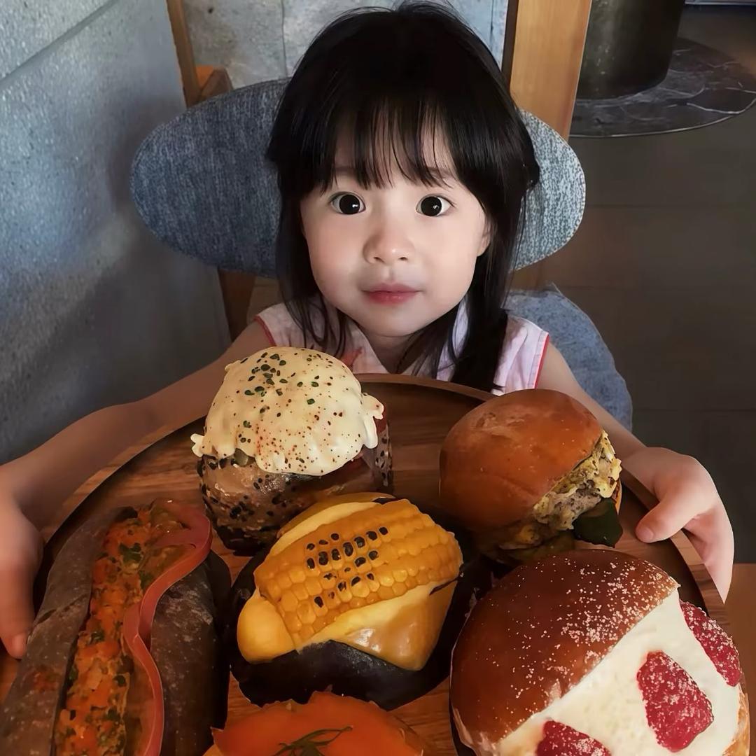 陳爍.