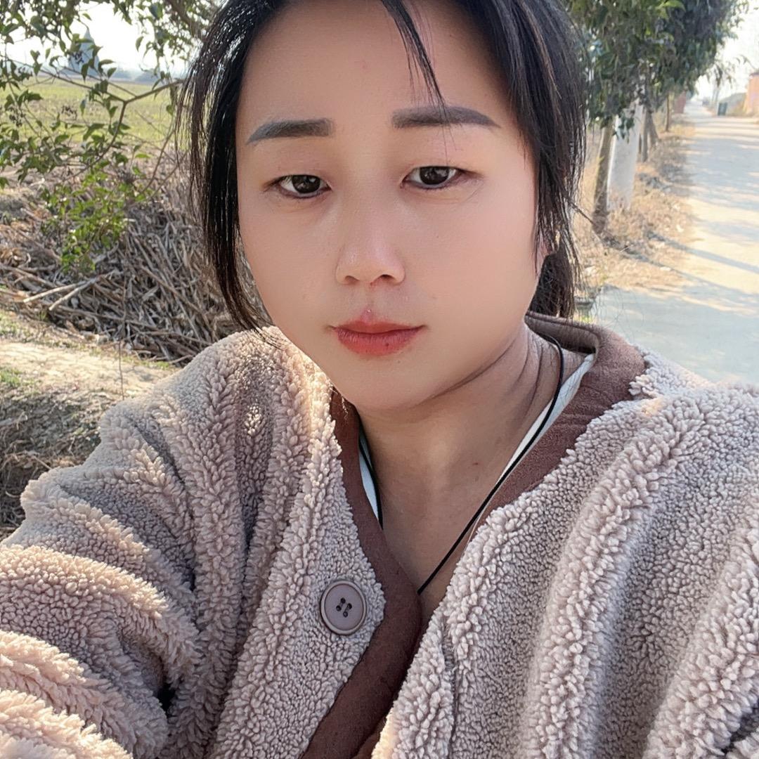 小妞💕（单身妈妈）