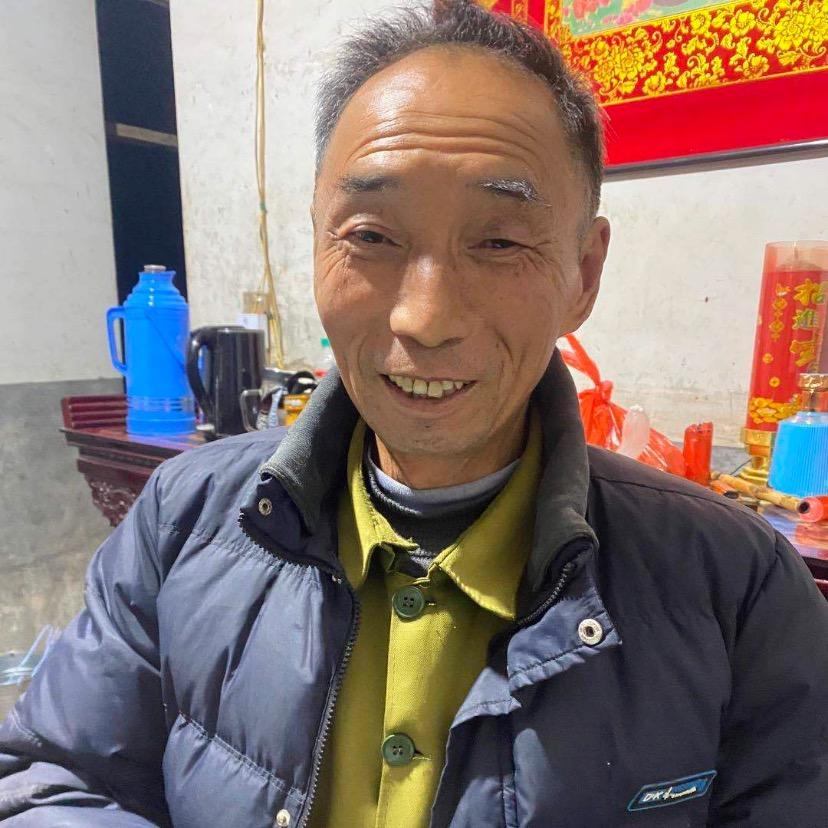 顾爷爷日常生活