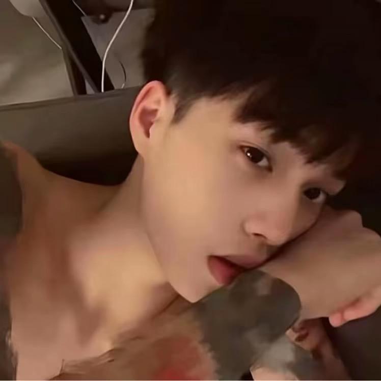 ㅤㅤ  ㅤ  ㅤ吉水接发 染发（小美）