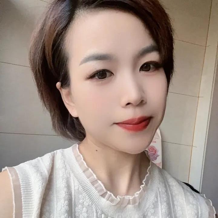 我是露露吖