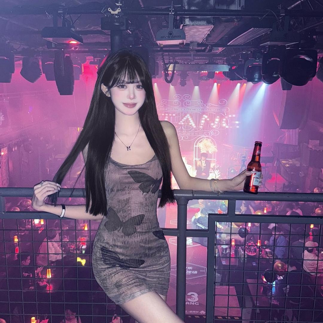 IN CLUB 酒吧