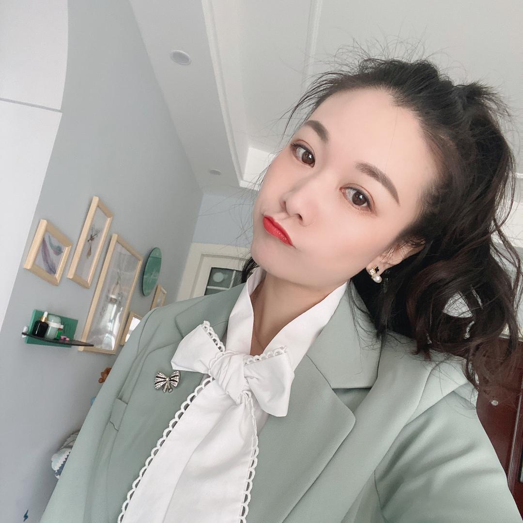 李微