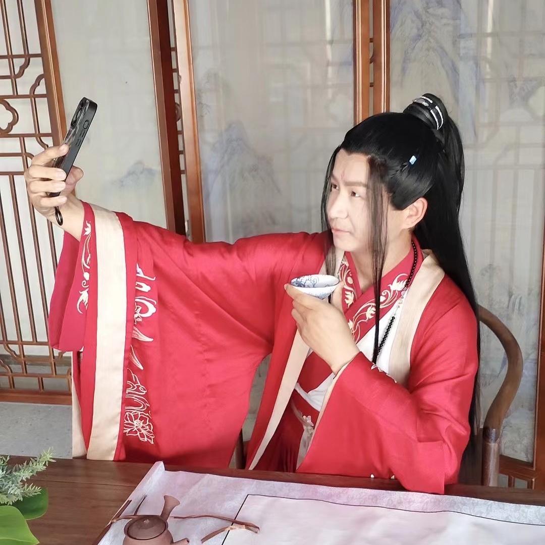 皇嘉伊阁汉服馆