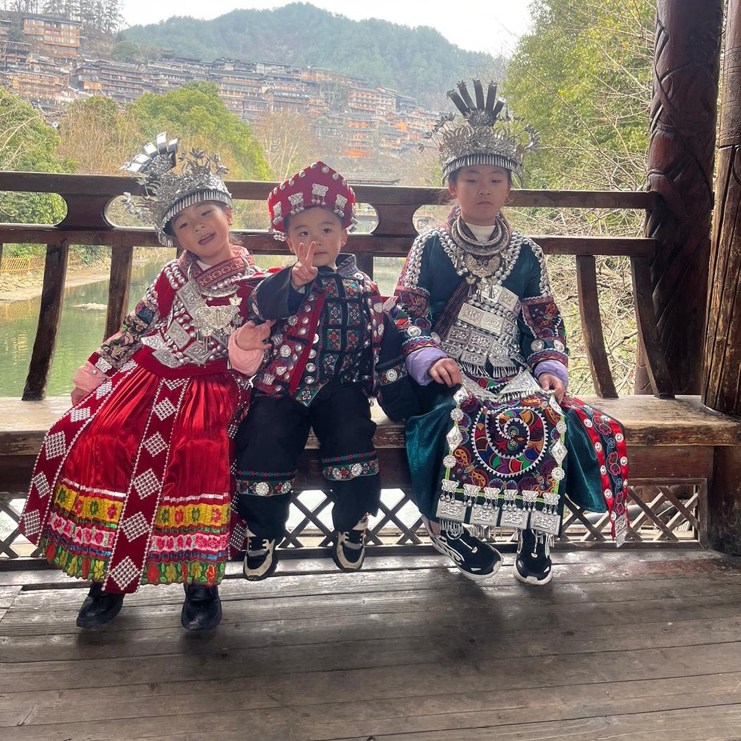 红云不锈钢厨具家用电器批发 礼品