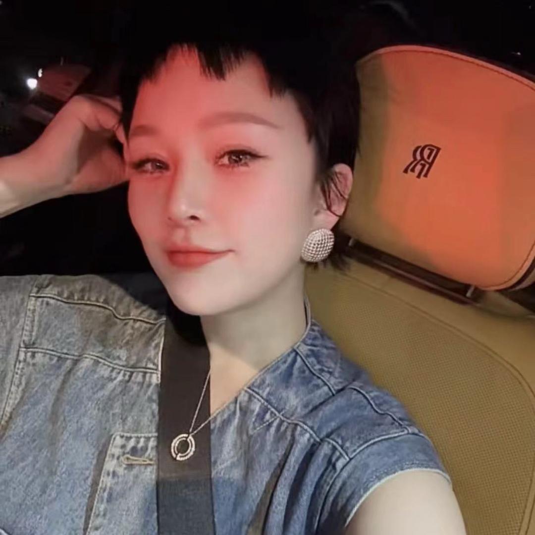 晓平服装店形象号