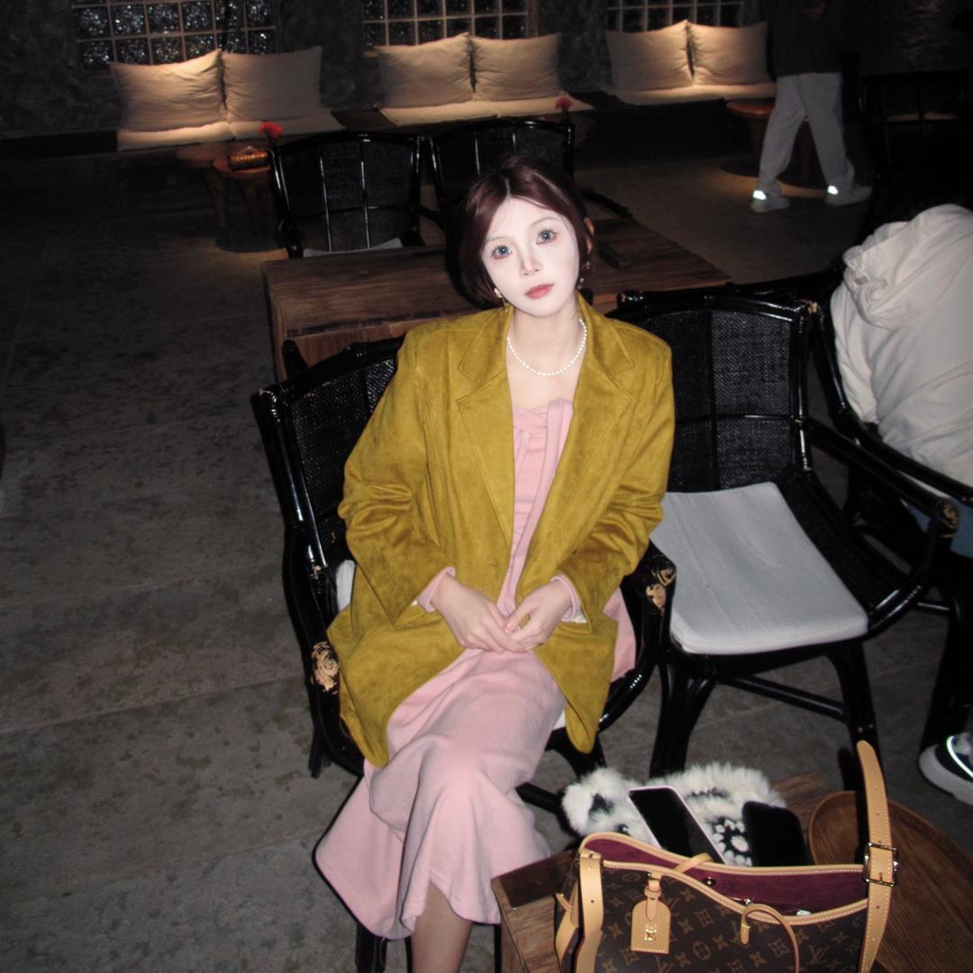 性感美艳大蟑螂