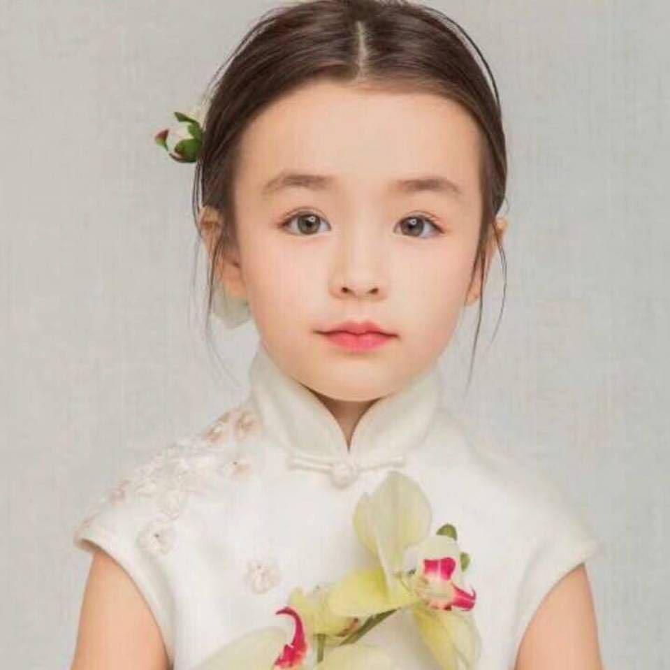 嫣然一笑（佳捷物流）