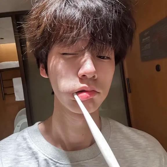 小亮