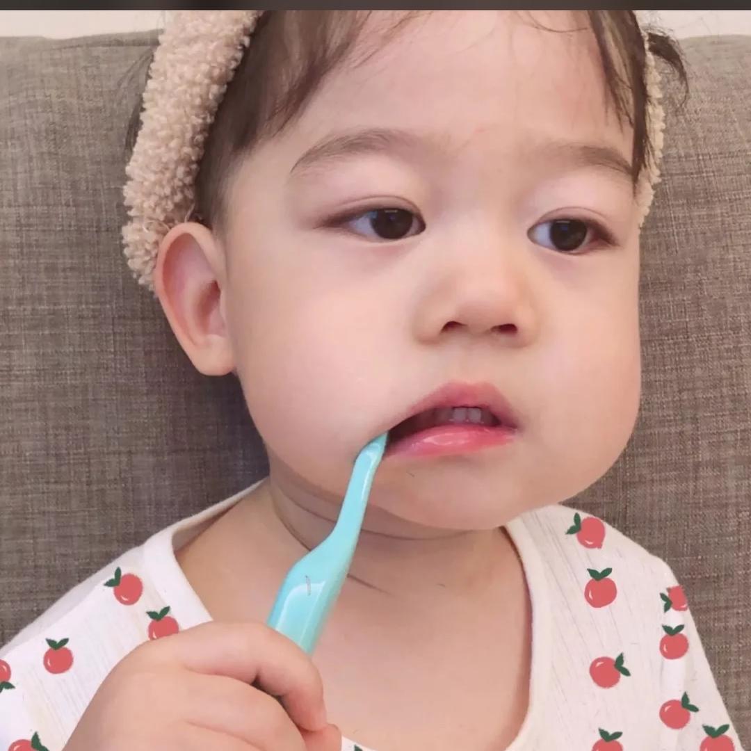 杜子有点饿