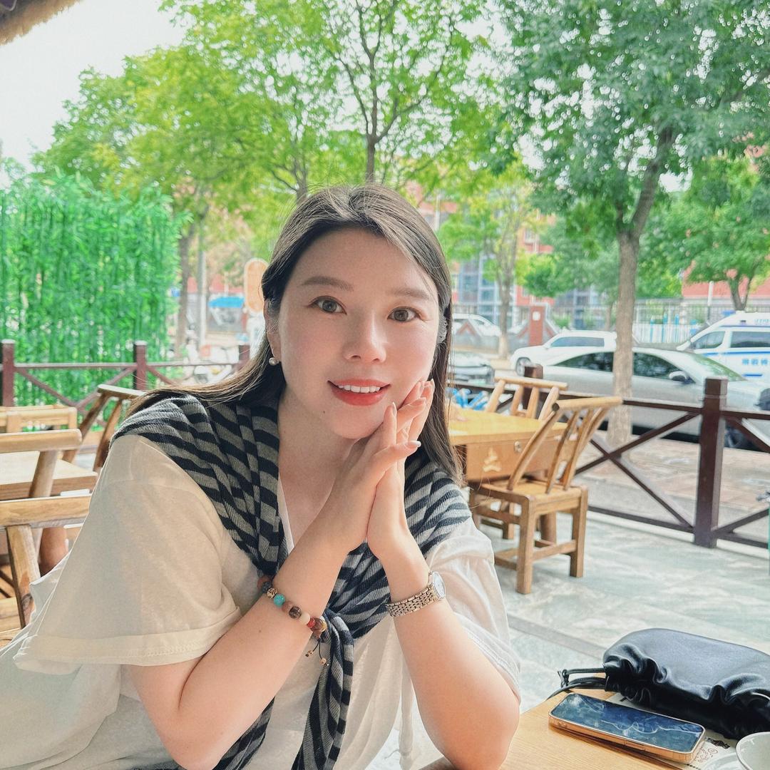 36岁主播的日常生活