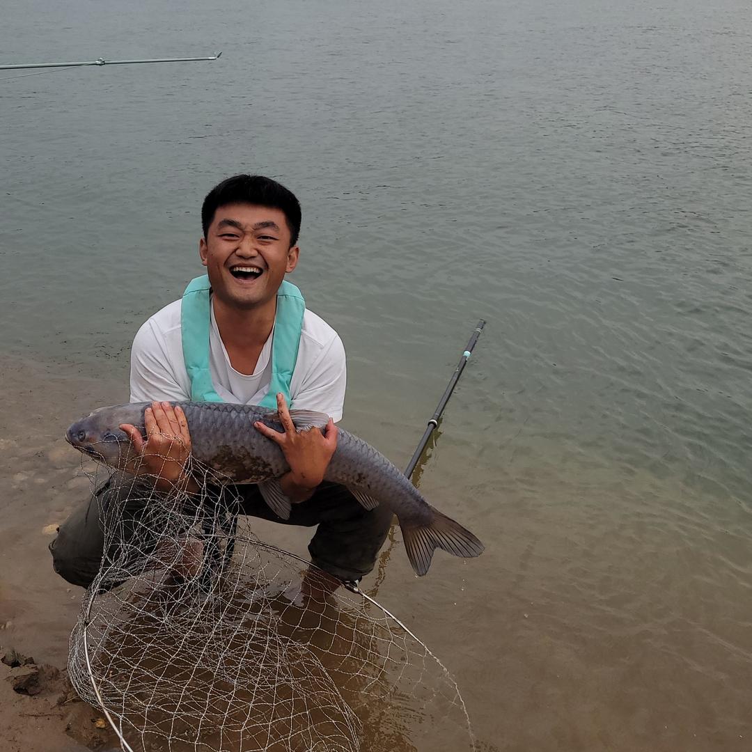黎明钓鱼🎣