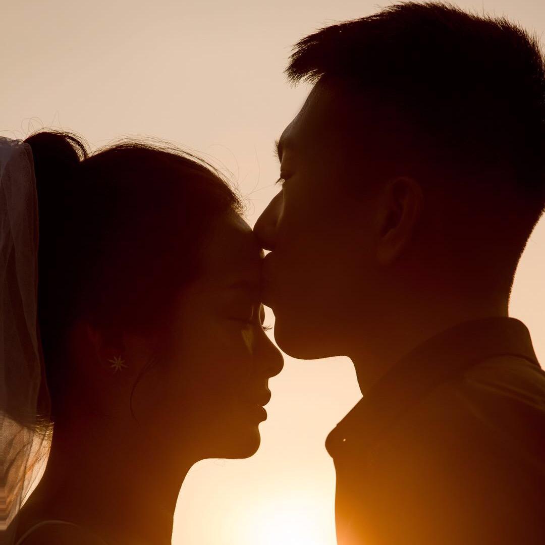 喜乐平安，与你相伴！