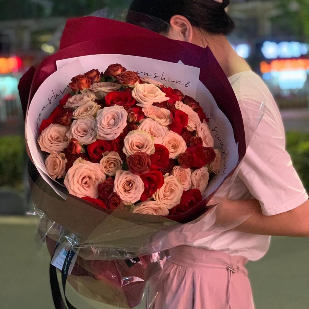 一朵花艺鲜花店