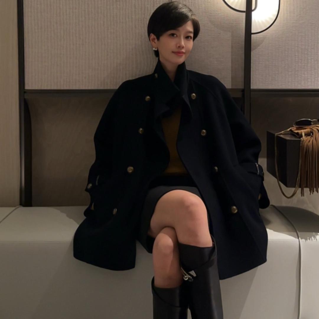 老贝 Bay-极简轻奢穿搭