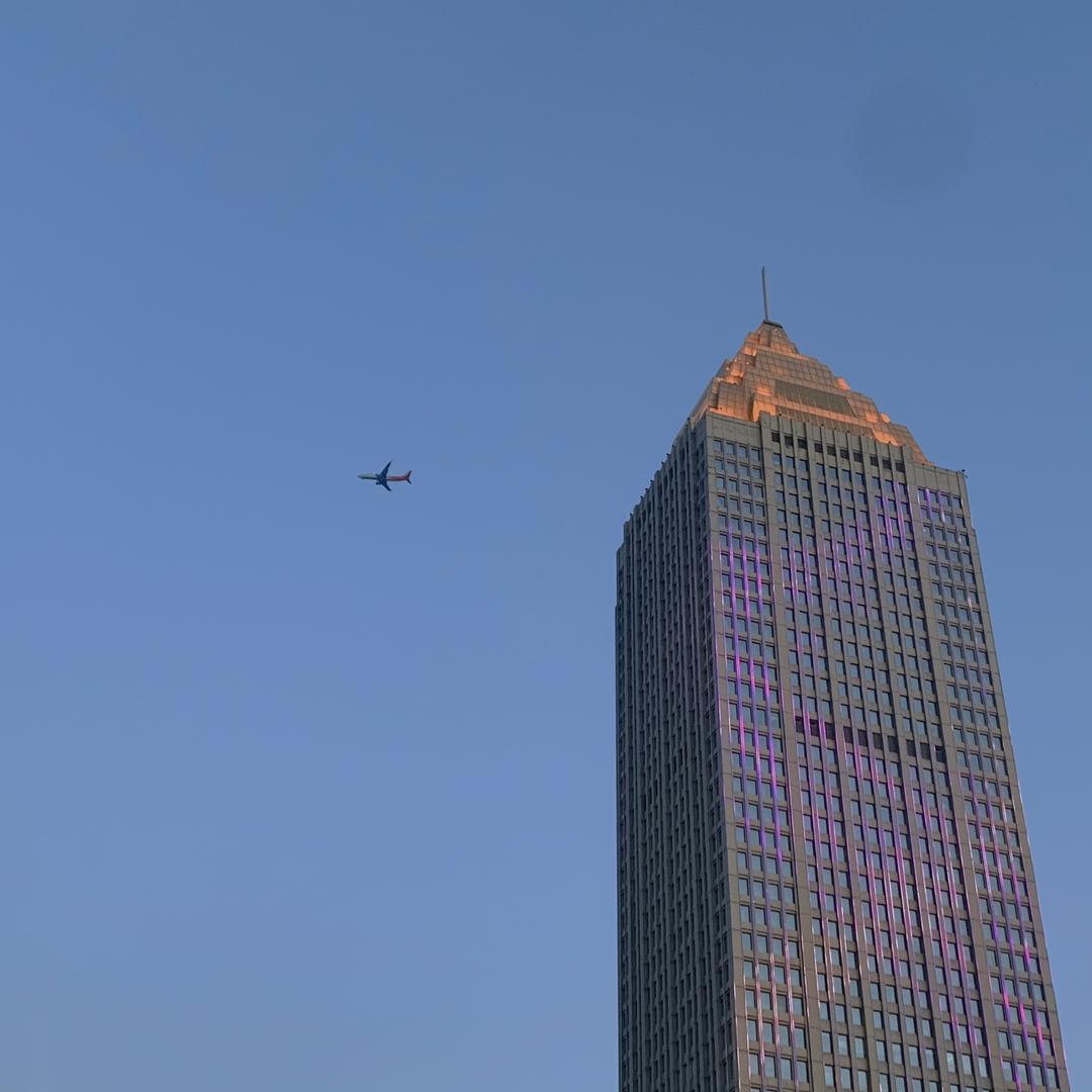 ✈️